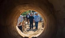 Paliza visita monorriel de Santiago y dice obra  impulsar&aacute; la movilidad