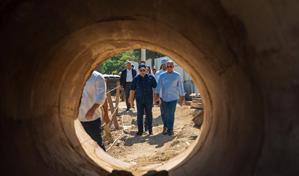 Paliza visita monorriel de Santiago y dice obra  impulsar&aacute; la movilidad