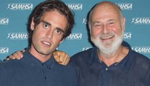 Hijo del cineasta Rob y Michele Reiner enfrenta cadena perpetua o pena de muerte Hijo del cineasta Rob y Michele Reiner enfrenta cadena perpetua o pena de muerte