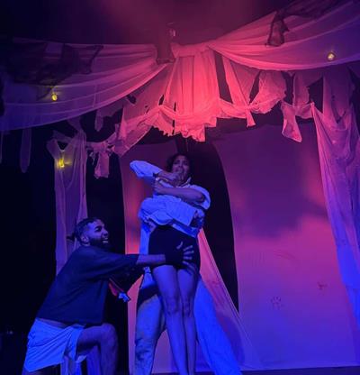 Nuestro Hades gana en los Premios Alma 2025 como Mejor obra teatral