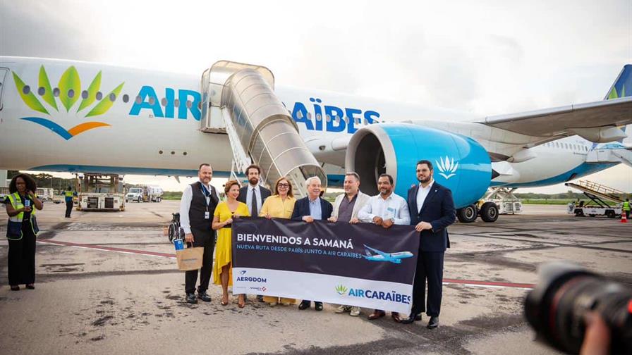 Samaná suma vuelos directos desde Francia con Air Caraïbes Samaná suma vuelos directos desde Francia con Air Caraïbes
