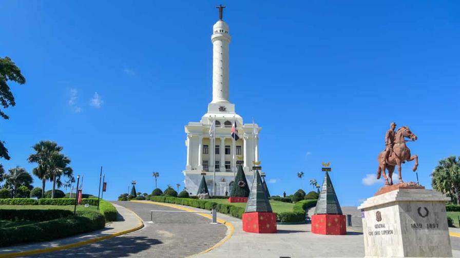 Avanzan los trabajos de intervención en el Monumento a los Héroes de la Restauración de Santiago Avanzan los trabajos de intervención en el Monumento a los Héroes de la Restauración de Santiago