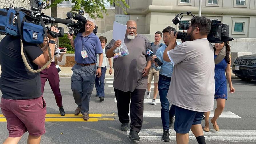 Condenan a ocho años de prisión al exdirector de la morgue de Harvard por vender restos humanos Condenan a ocho años de prisión al exdirector de la morgue de Harvard por vender restos humanos