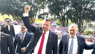 Presidente de Costa Rica esquiva nuevo proceso que buscaba su destitución Presidente de Costa Rica esquiva nuevo proceso que buscaba su destitución