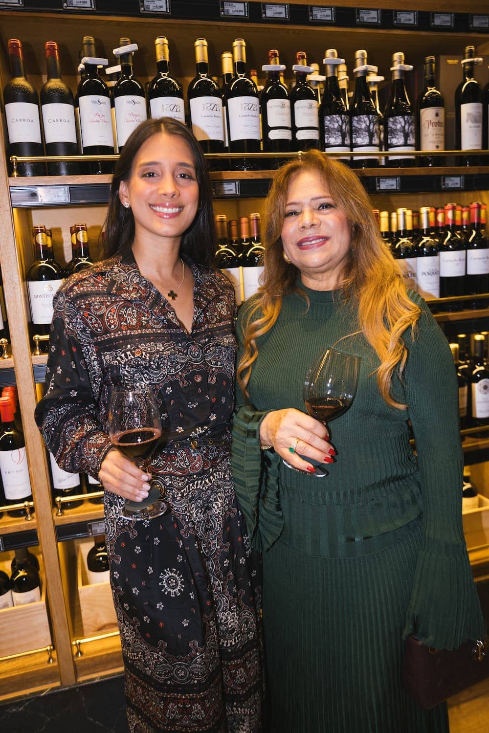 Sof&iacute;a Fuente y Rosa Fuente.