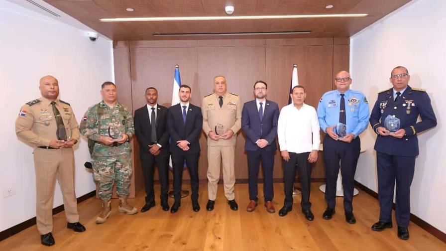 Embajada de Israel reconoce instituciones dominicanas de seguridad por su apoyo Embajada de Israel reconoce instituciones dominicanas de seguridad por su apoyo