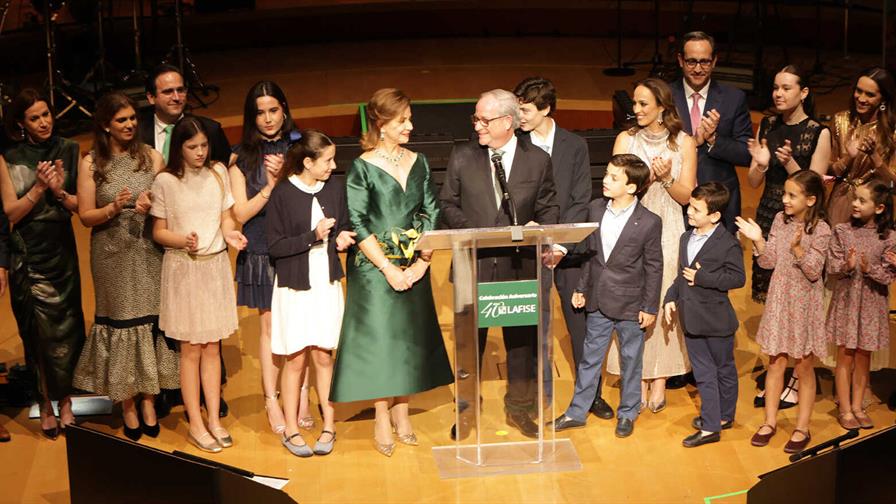 Grupo Lafise celebra 40 años con una gala en la ciudad de Miami Grupo Lafise celebra 40 años con una gala en la ciudad de Miami