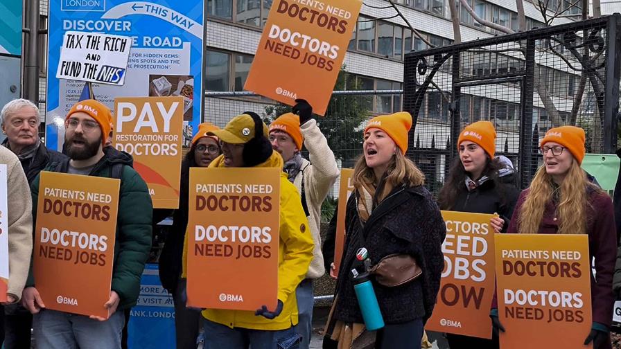 Inglaterra registra su decimocuarta huelga de médicos en menos de dos años