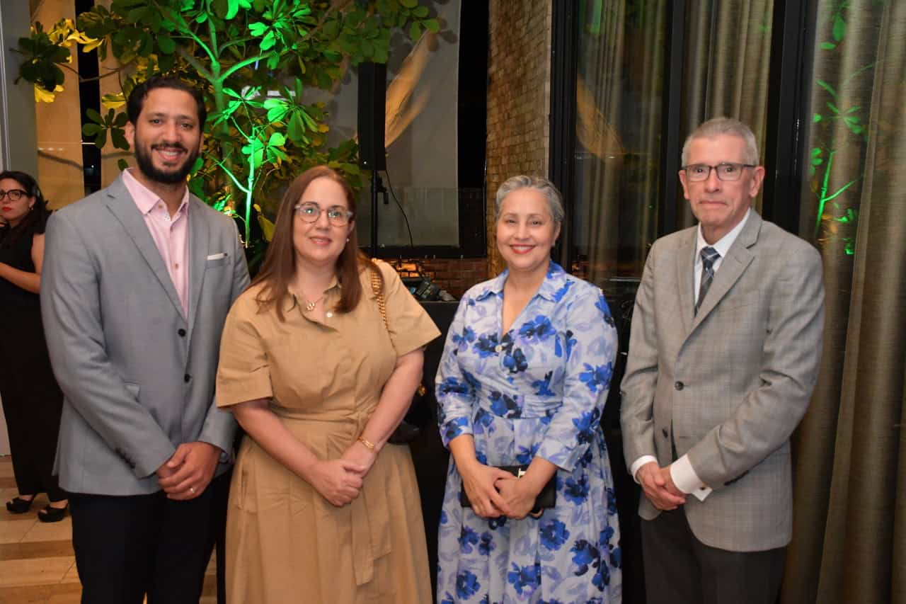 Joan Pimentel, Silvia Garc&iacute;a, Griselda D&iacute;az y Ricardo Canalda.