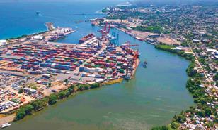 Dos puertos movilizan la mayor parte de la carga mar&iacute;tima dominicana