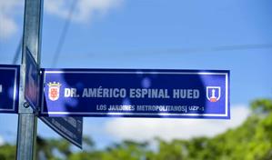 Nombran calle de Santiago en honor al jurista Am&eacute;rico Espinal Hued