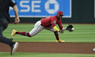 Perdomo emerge como el titular del campo corto del Cl&aacute;sico ante bajas y dudas