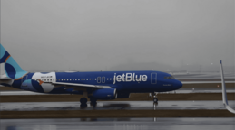 &iquest;Por qu&eacute; JetBlue suspendi&oacute; sus vuelos entre Newark y Rep&uacute;blica Dominicana?