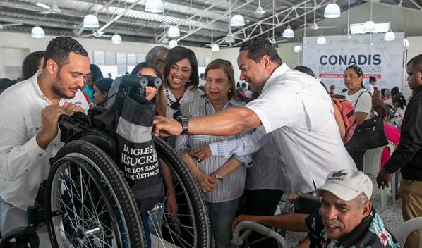 "La Brisita de Navidad" impacta a m&aacute;s de 10,000 hogares de menores con discapacidad