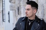 Angelo Perrone es galardonado como Artista Tropical del Año en los Premios Glamour Music Awards Angelo Perrone es galardonado como Artista Tropical del Año en los Premios Glamour Music Awards