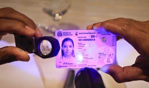 As&iacute; es la nueva c&eacute;dula dominicana que ser&aacute; entregada en abril de 2026