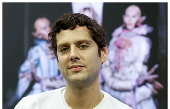 El actor y cineasta espa&ntilde;ol Eduardo Casanova anuncia que tiene VIH