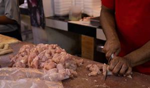 Habr&aacute; 24.7 millones de pollos para Navidad, aseguran avicultores