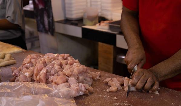 Habr&aacute; 24.7 millones de pollos para Navidad, aseguran avicultores