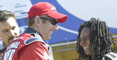 Expiloto de NASCAR y su familia entre los muertos en accidente a&eacute;reo en Carolina del Norte