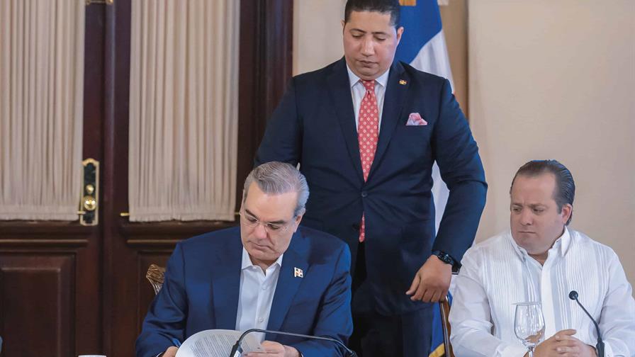 Abinader duplic&oacute; el gasto en pensiones hasta el 5.53 % del presupuesto