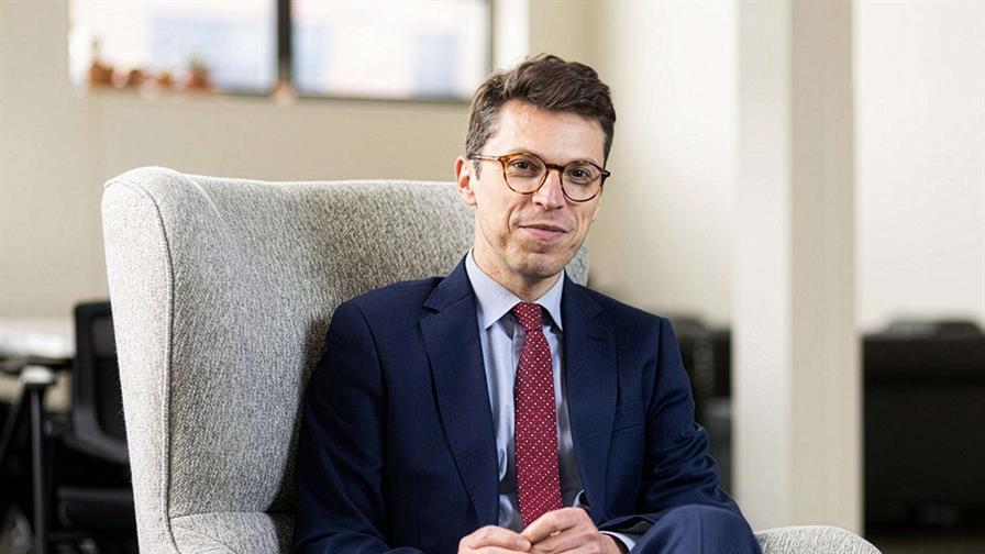 Autoridades en Massachusetts continúan búsqueda de asesino del profesor del MIT Autoridades en Massachusetts continúan búsqueda de asesino del profesor del MIT