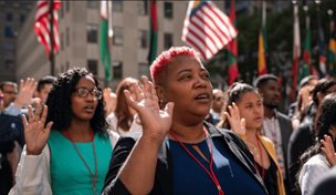 Trump planea aumentar dr&aacute;sticamente los casos de desnaturalizaci&oacute;n en EE. UU.