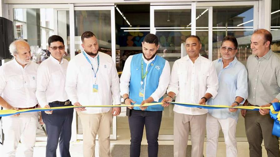 Grupo Ramos inaugura Sirena Market en Vista Cana Grupo Ramos inaugura Sirena Market en Vista Cana
