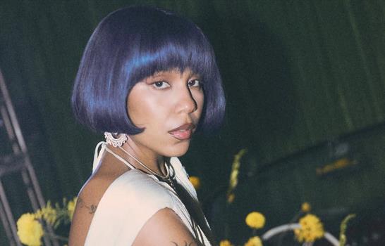 Tokischa invitada de honor en la primera edici&oacute;n del Mercado de las Flores en M&eacute;xico