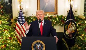 Con su popularidad en m&iacute;nimos, Trump exagera sus logros en un discurso a la naci&oacute;n