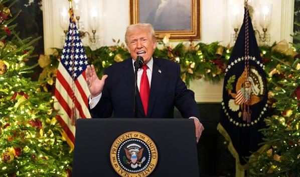 Trump abre su discurso a la naci&oacute;n atacando a los migrantes y al sistema pol&iacute;tico anterior