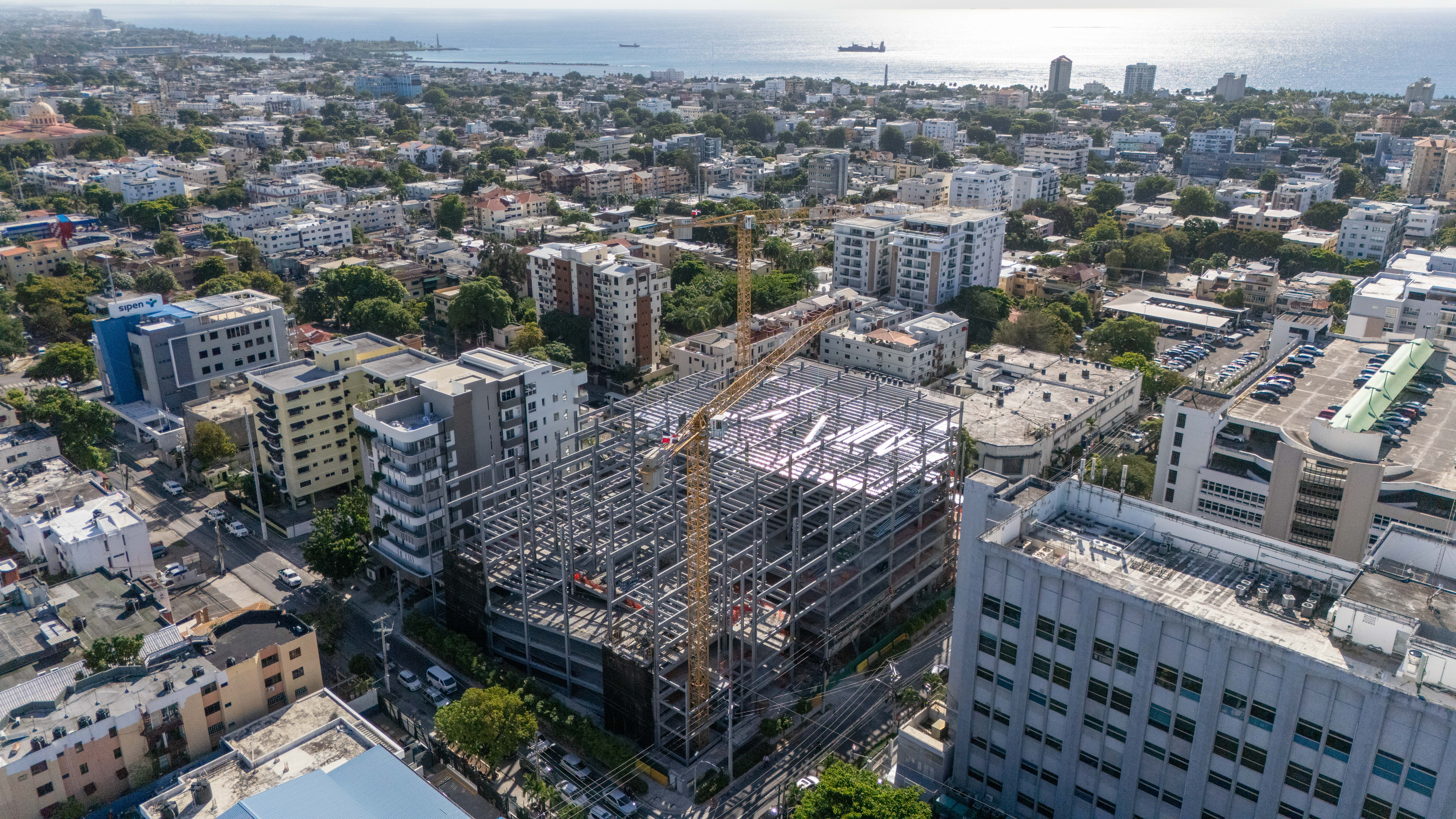 Los parqueos reducir&aacute;n el d&eacute;ficit de parqueos.&nbsp;