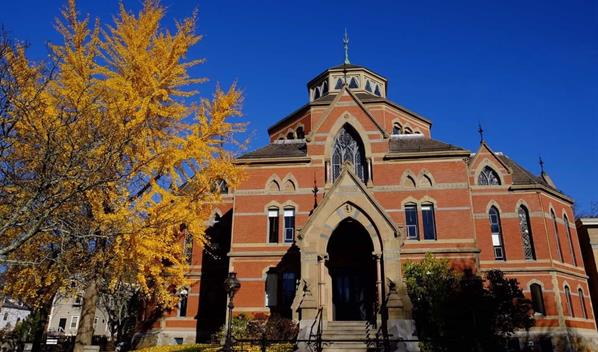 EE. UU. suspende el programa de visas de diversidad tras ataque en Universidad de Brown