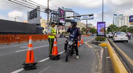 Bajo el sol o la lluvia: as&iacute; transcurre el d&iacute;a a d&iacute;a de los agentes del tr&aacute;nsito