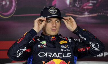 Verstappen reina en el caos de Sepang para ganar el Gran Premio de Bar&eacute;in de F&oacute;rmula Uno