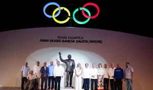 Fundaci&oacute;n Juan Ulises Garc&iacute;a Saleta inaugura plaza ol&iacute;mpica en honor a Wiche