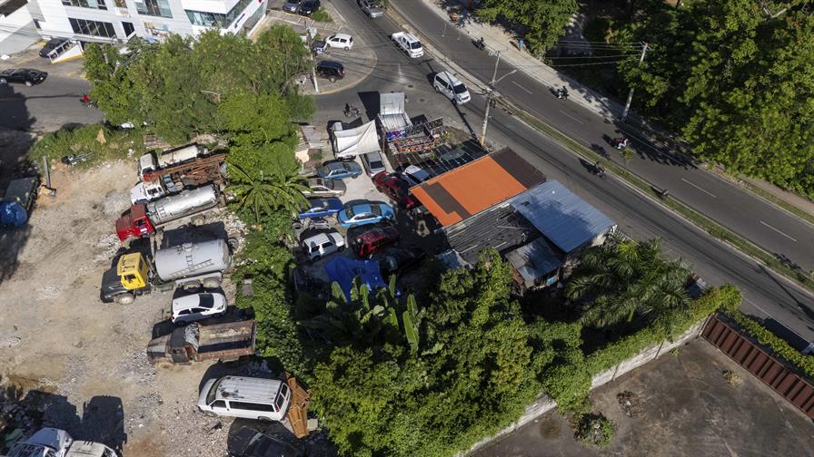 Empresa asegura que tiene t&iacute;tulo de propiedad de terrenos en Los Jardines