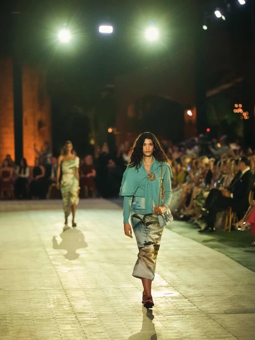 Desfile Pre-Fall 2026 de &Oacute;scar de la Renta en la Fortaleza Ozama.