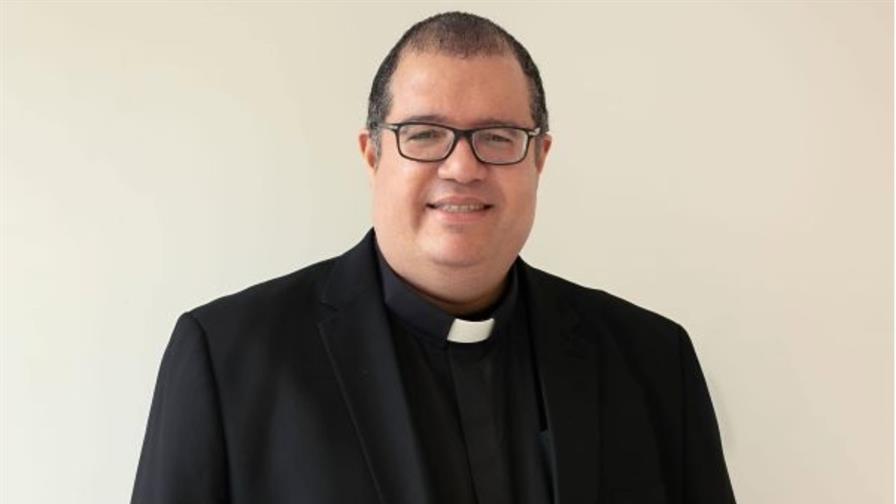 El sacerdote dominicano Manuel de Jes&uacute;s Rodr&iacute;guez, designado como obispo en una Di&oacute;cesis de Florida