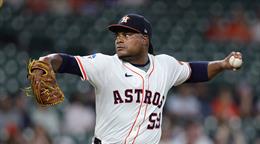 Framber Valdez y Seranthony Dom&iacute;nguez est&aacute;n entre los lanzadores todav&iacute;a sin trabajo para 2026