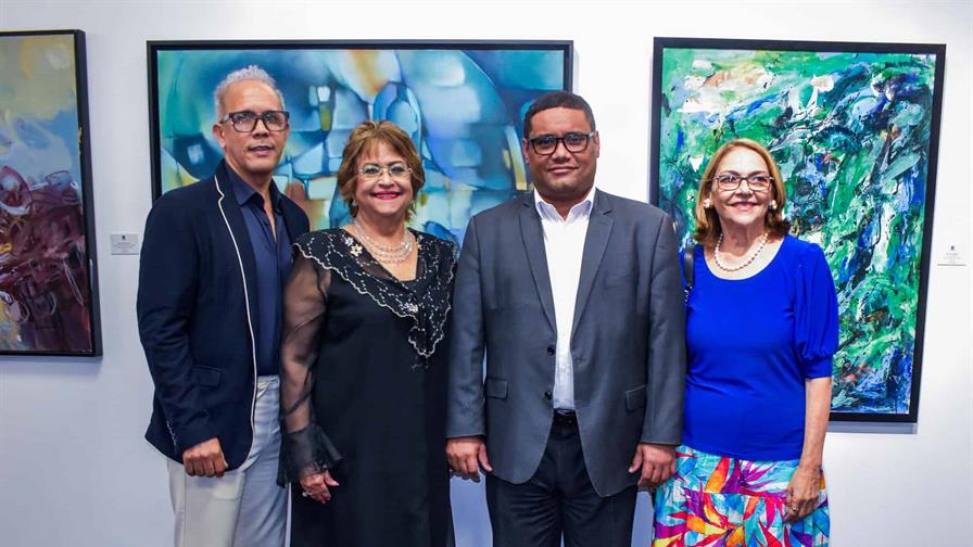 Presentan segunda exposición colectiva de pintores dominicanos “Arte con propósito” Presentan segunda exposición colectiva de pintores dominicanos “Arte con propósito”