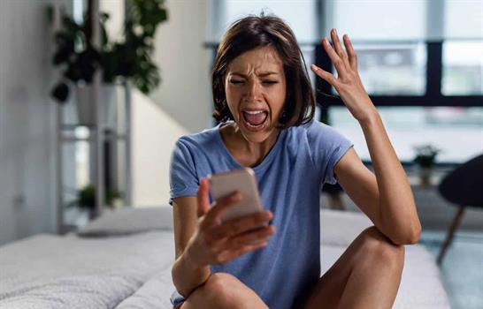 &acute;Sadfishing&acute;: exhibir el sufrimiento en las redes sociales para buscar compasi&oacute;n (y reacciones)