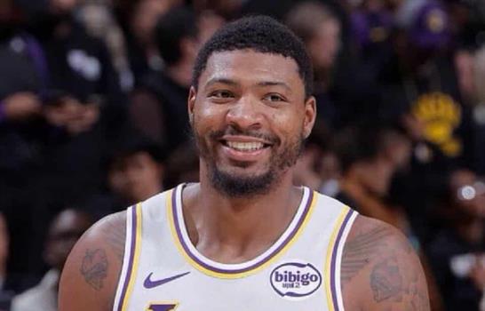 El base de los Lakers Marcus Smart es multado por insultar a los &aacute;rbitros