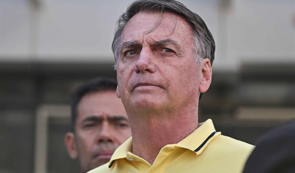 Justicia brasile&ntilde;a niega prisi&oacute;n domiciliaria a Bolsonaro, pero autoriza cirug&iacute;a