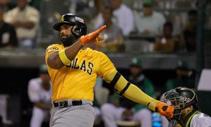 Encarnaci&oacute;n lidera victoria de &Aacute;guilas, que dificultan el avance de las Estrellas al vencerlas 4-3