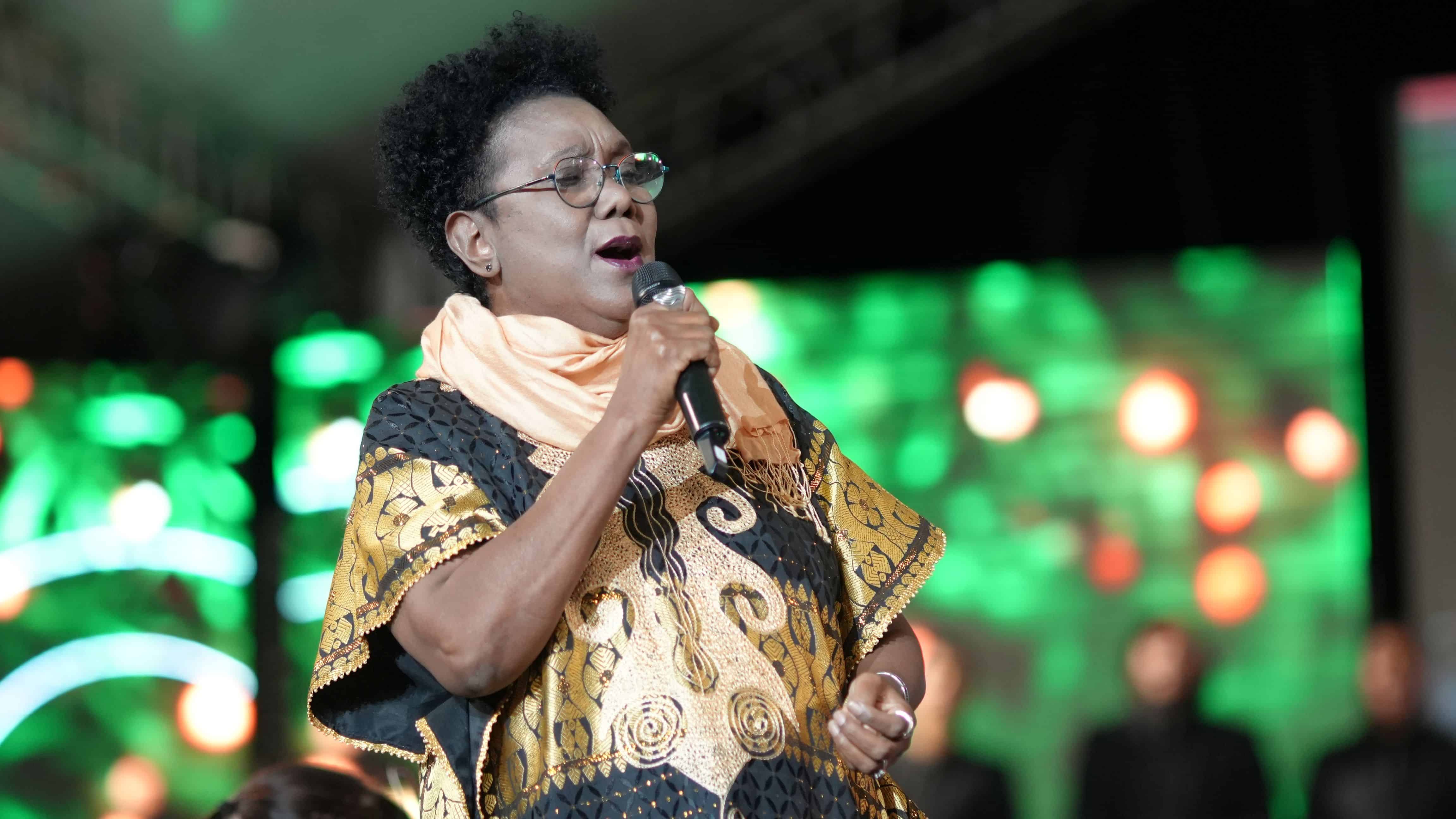 Xiomara Fortuna en el Concierto de Navidad 2025 del Centro Cultural Perelló.