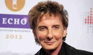 El cantante Barry Manilow revela que tiene c&aacute;ncer de pulm&oacute;n y se someter&aacute; a cirug&iacute;a