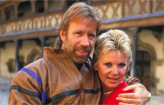Fallece Dianne Holechek, primer gran amor y exesposa de Chuck Norris