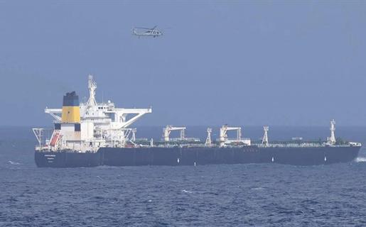 Fuerzas de Estados Unidos persiguen a un petrolero de Venezuela en el Caribe