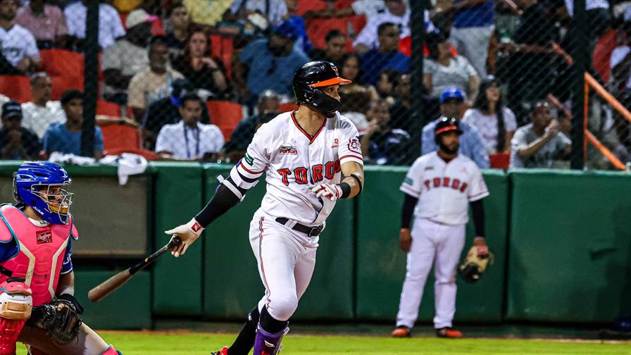 Video | Los Toros le dan estocada mortal al Licey en el Francisco Micheli